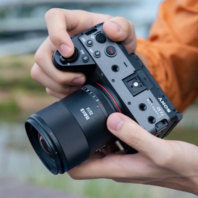 Meike 23mm F1.4 on Sony FX3