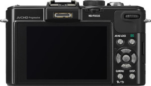Panasonic LX7 back view and LCD 