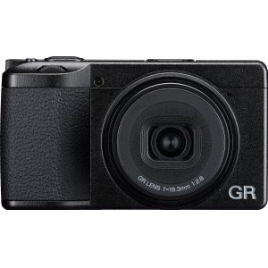 Ricoh GR IV